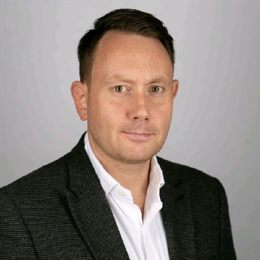 富国银行看好英伟达(NVDA.US)H20芯片需求 支持Q2业绩 上调目标价至220美元