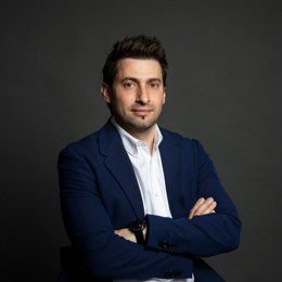 科技巨头因AI利好股价激增 Meta(META.US)和微软(MSFT.US)单日共增4000亿美元