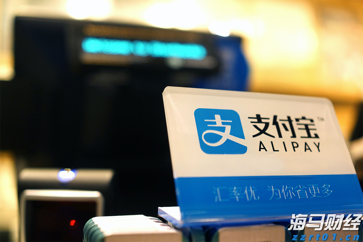 贵港市人民代表大会常务委员会关于谢忠文为贵港市监察委员会代理主任的决定